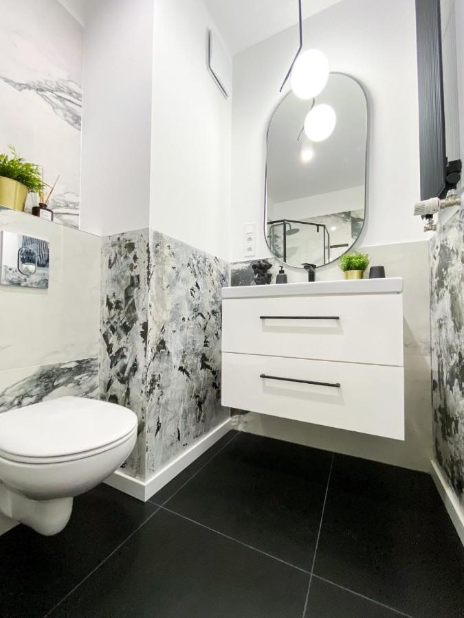 Apartament Family Zwierzyniecka Poznan Bagian luar foto